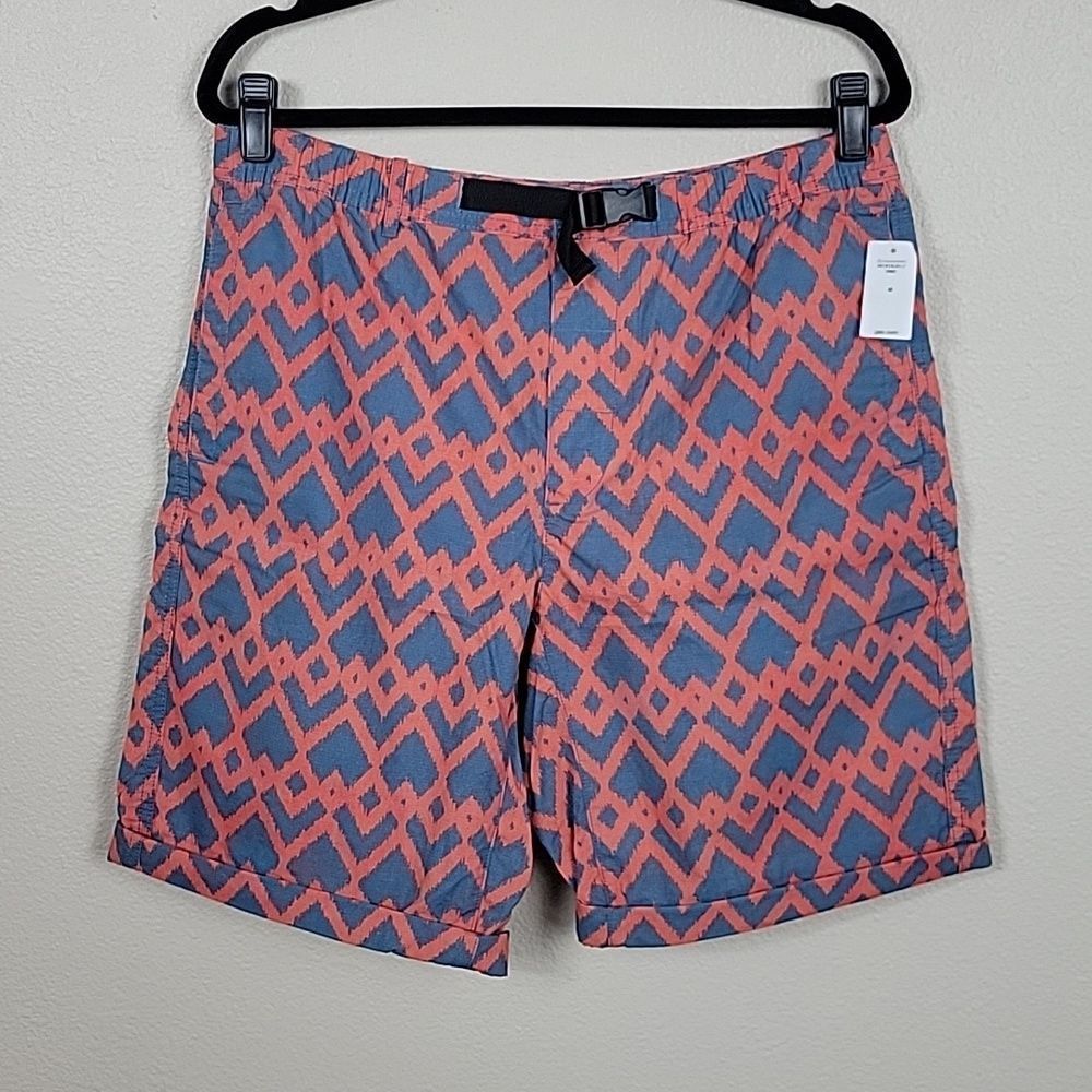 NWT Gap Lightweight Hiking Shorts - Size M